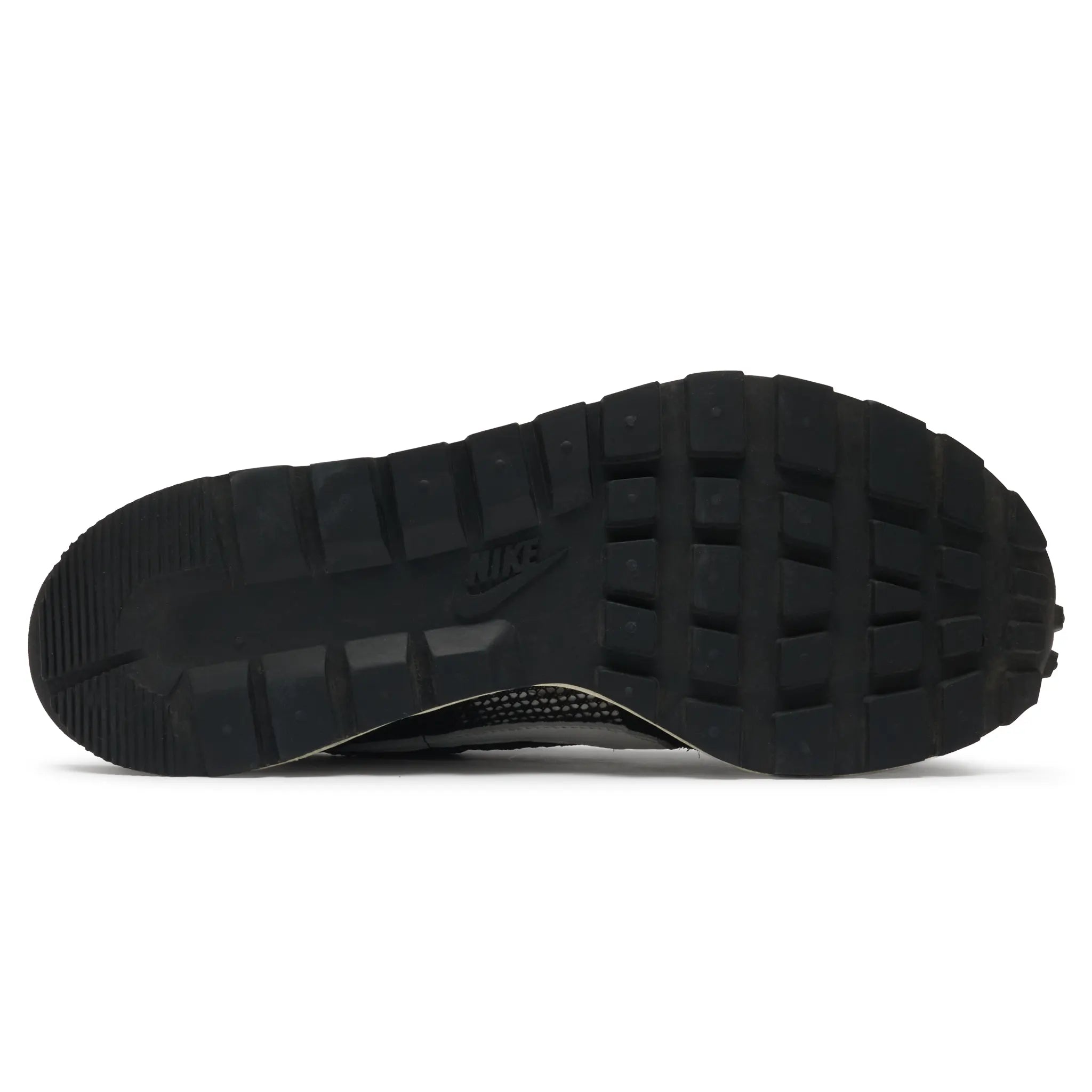 Sole View of Preloved - Nike x Sacai Vaporwaffle Black White Sneaker CV1363-001